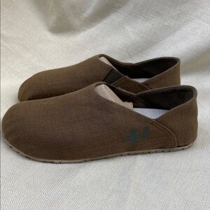 NWOT OTZ SHOES Linen Slip-On in Olive Men’s 43